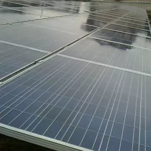 栃木県の案件　ソーラーパネル洗浄作業実施のサムネイル